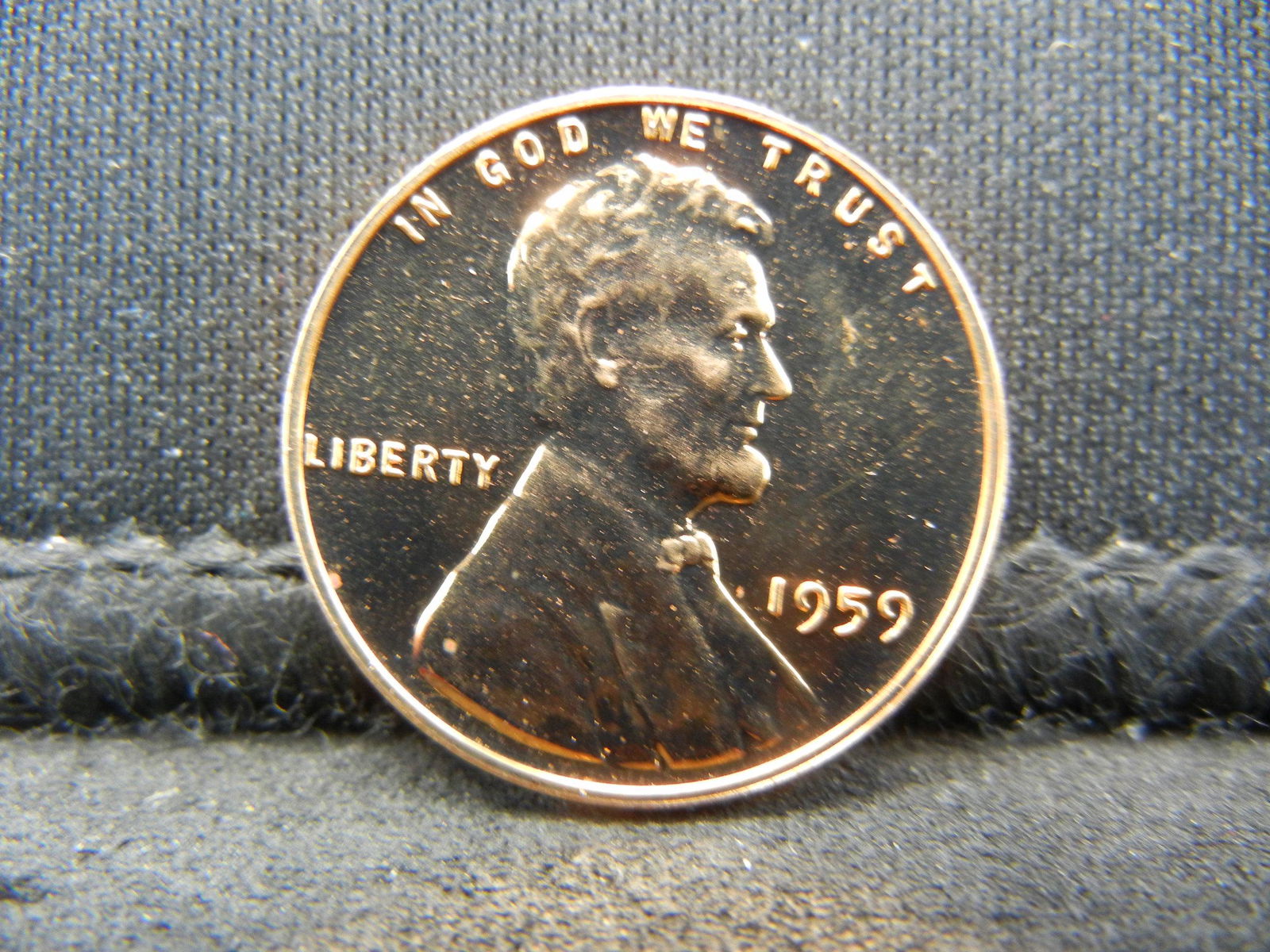 1959 Gem Proof Lincoln Cent (1 of 2)
