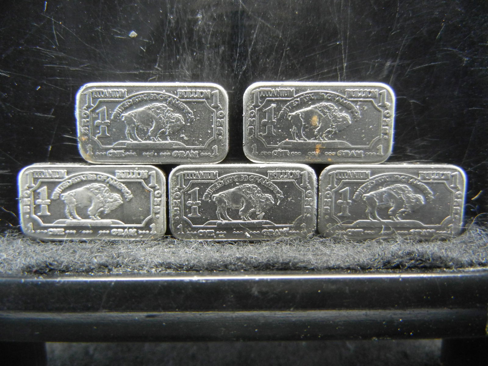 5 One Gram Titanium Bullion  Bars (1 of 2)