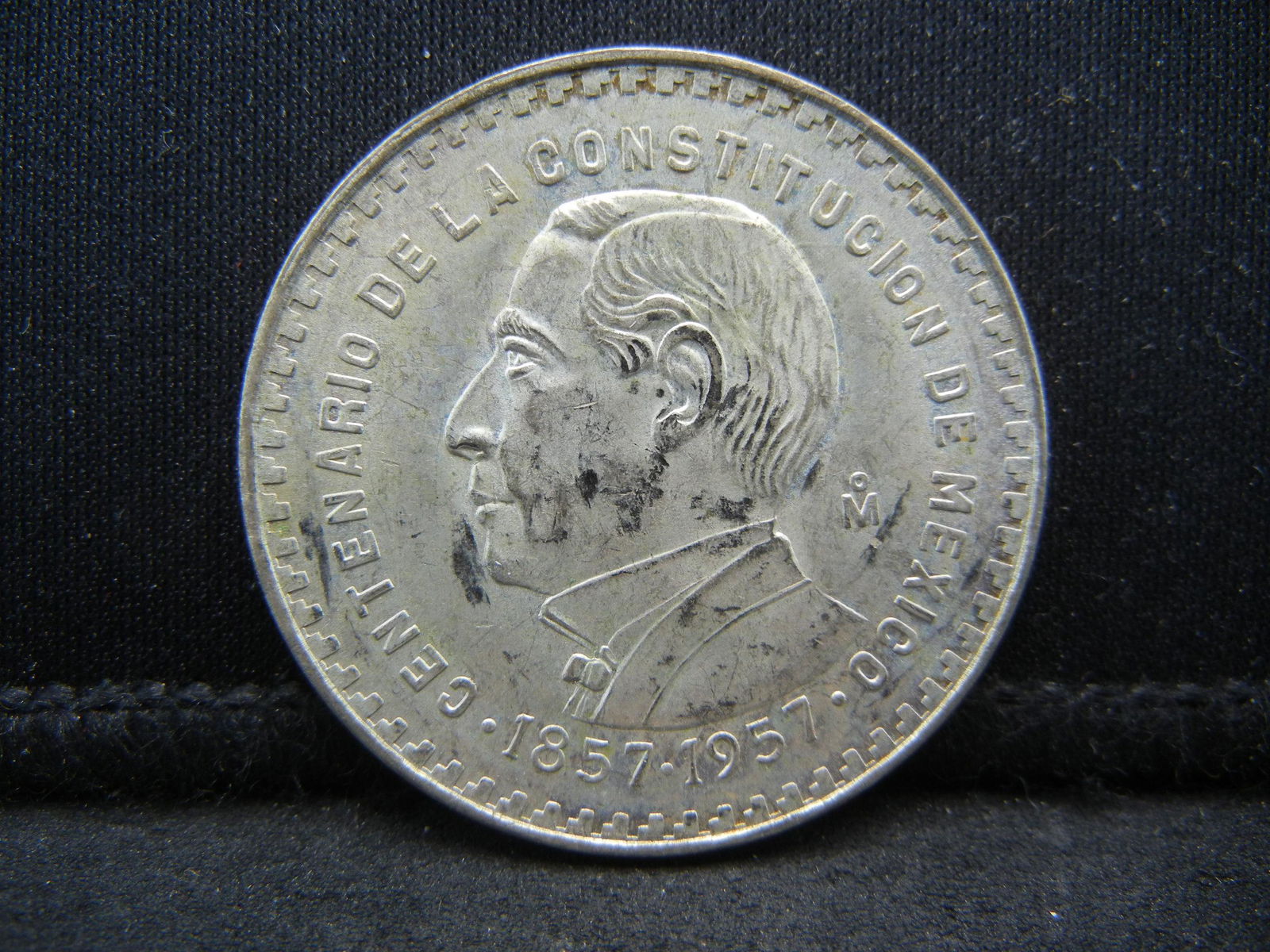 1957 Mexico Silver Un Peso (1 of 3)