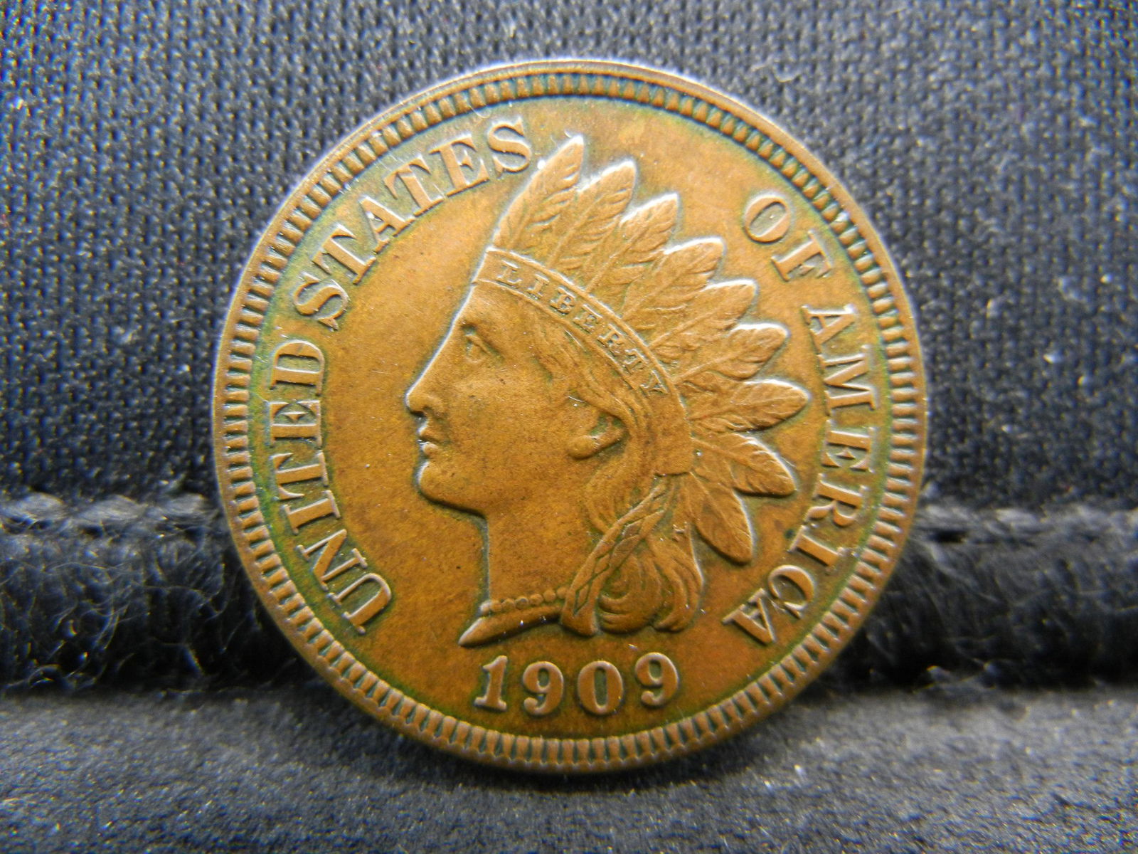 1909 Indian Cent Brilliant Uncirculated (1 of 2)