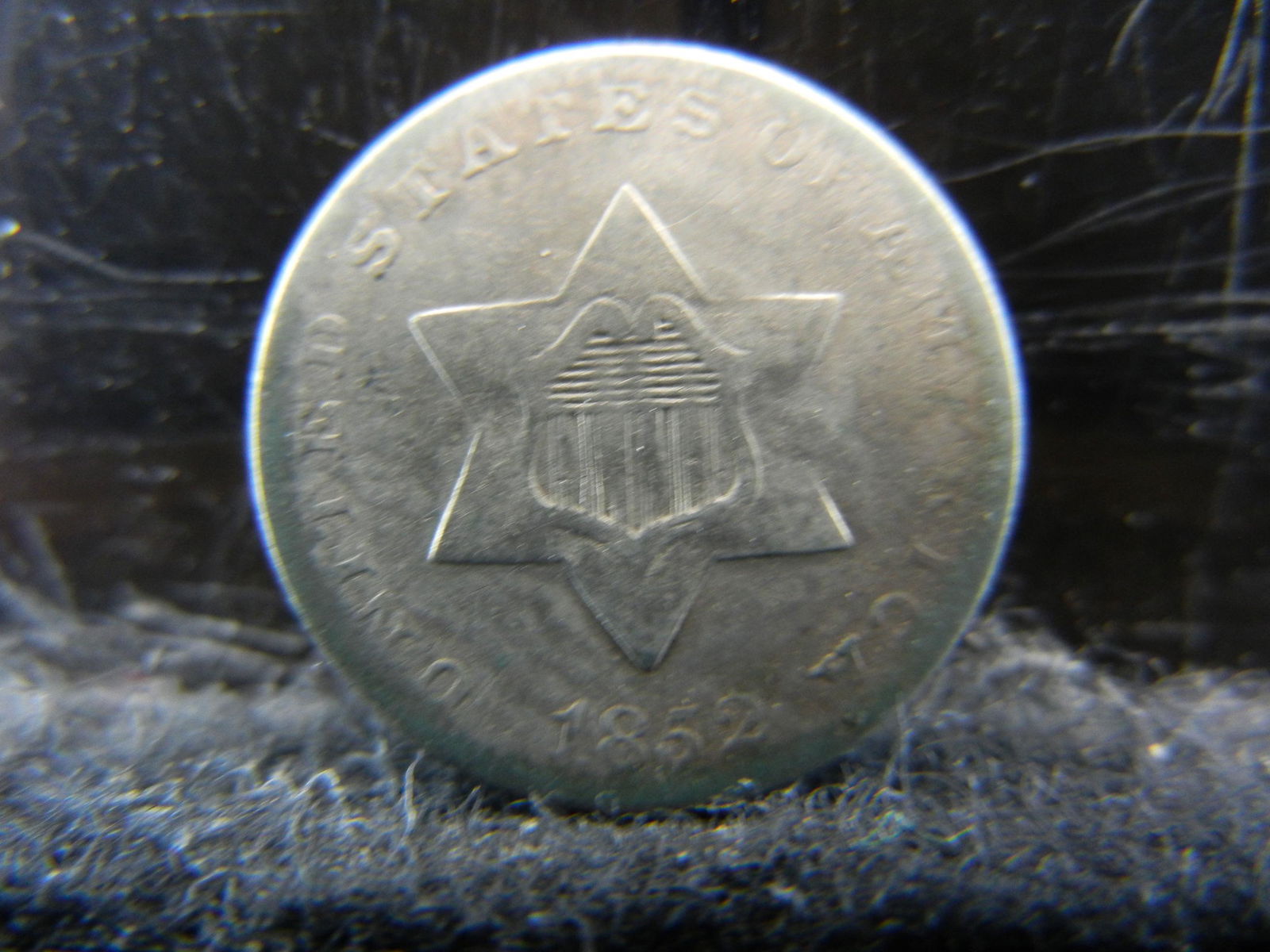 1852 Three Cent Silver Nice (1 of 2)