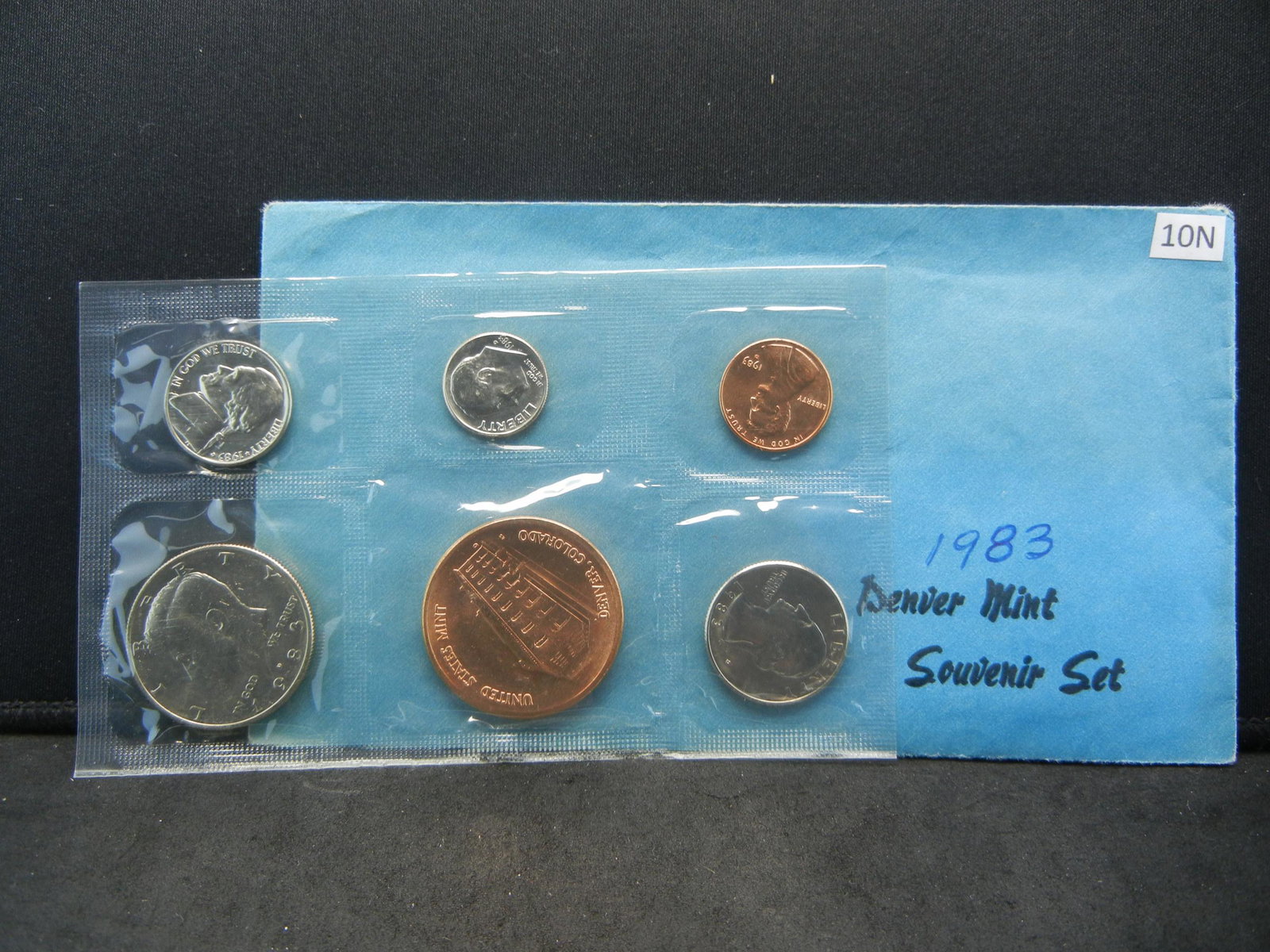 1983 Denver Mint 5 Coin Souvenir Set. (1 of 3)