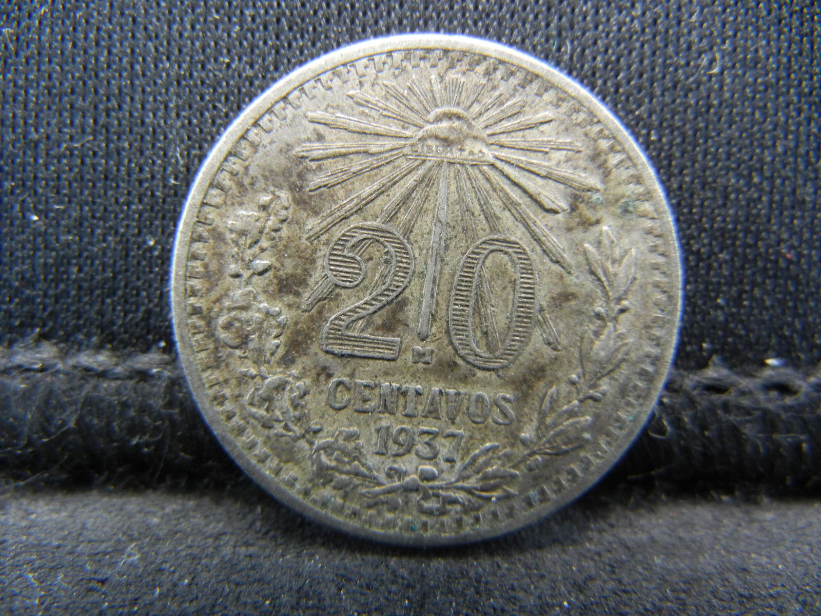 1937 Mexico 20 Centavos 72% Silver Coin.  Coin Weighs (1 of 2)