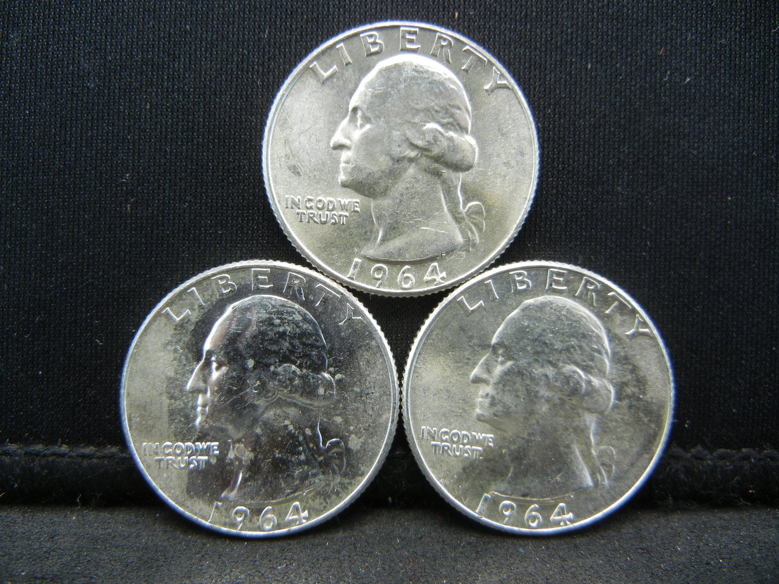 (3) 1964-D SILVER (90%) WASHINGTON QUARTERS (1 of 2)