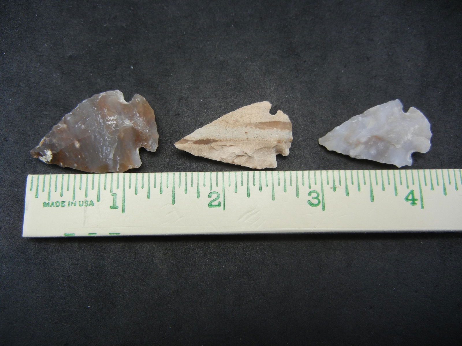 (3) ARROW-HEADS, AGE UKNOWN (1 of 4)