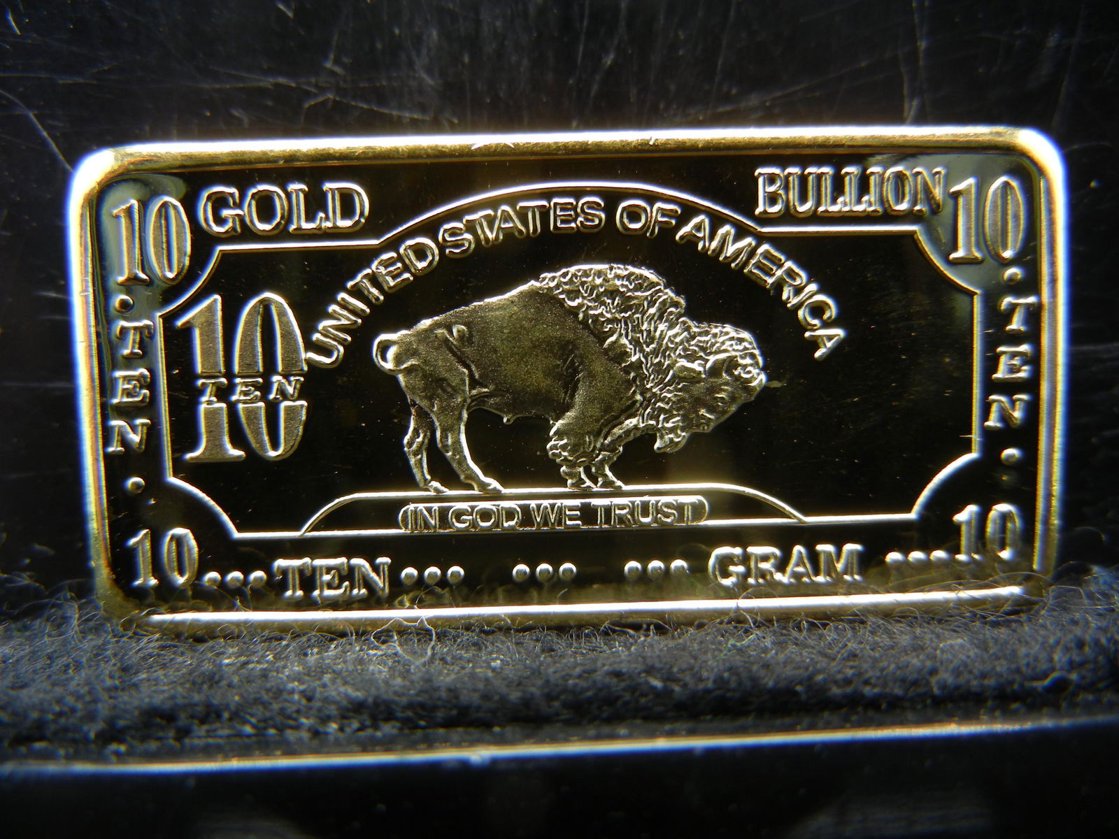 Clad 10 Gram 100 Mills .999 Fine Gold Clad Buffalo: Clad 10 Gram 100 Mills .999 Fine Gold Clad Buffalo Collector Bar