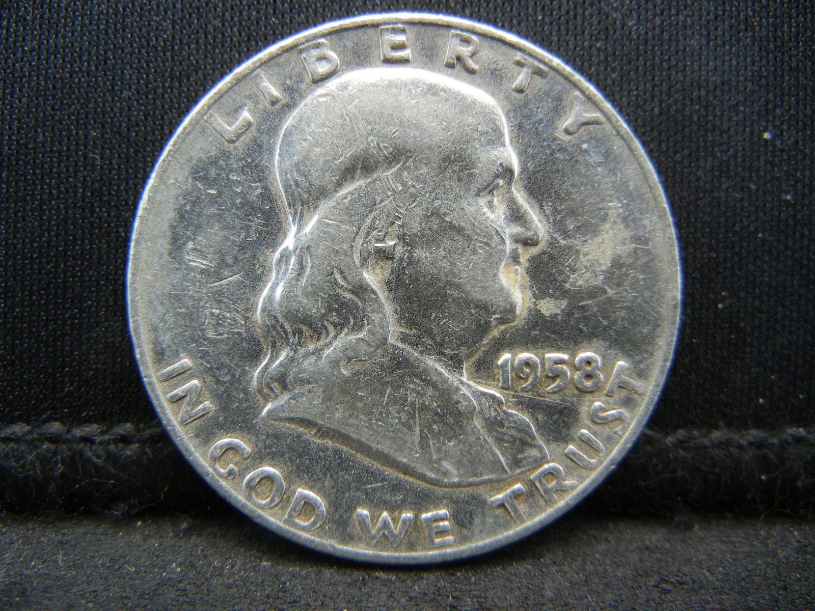 1958-D SILVER (90%) FRANKLIN HALF, UNC/FULL BELL LINE (1 of 2)