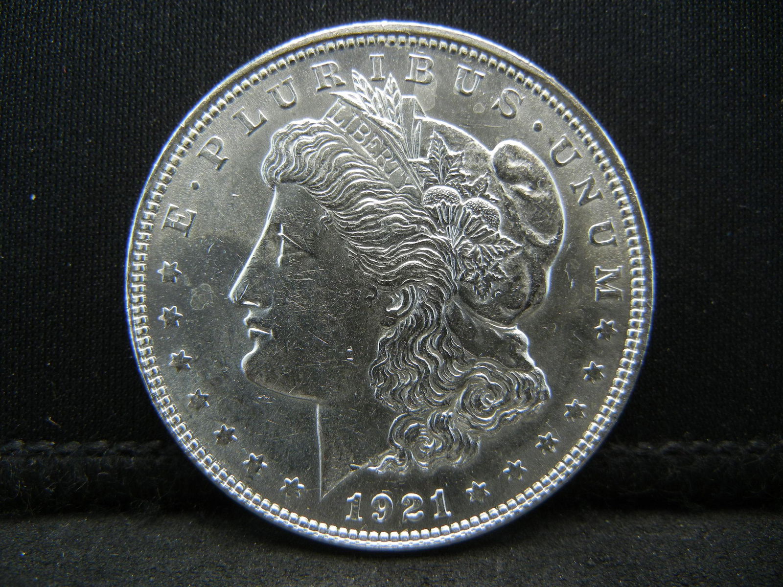 1921 Morgan Dollar CH BU Blast White (1 of 2)