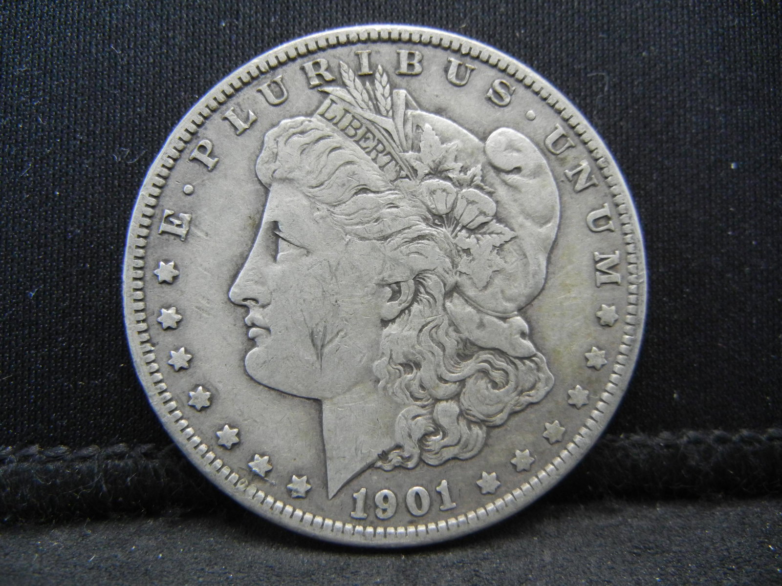 1901 S Morgan Dollar Semi Key Date (1 of 2)