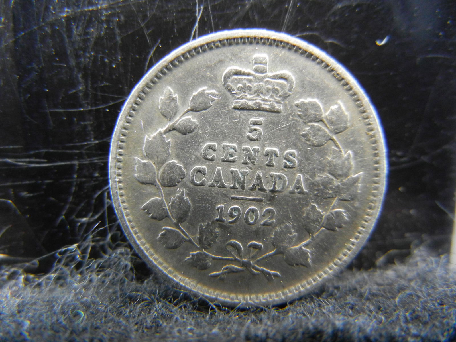 1902 Canada Five Cent Silver (1 of 2)