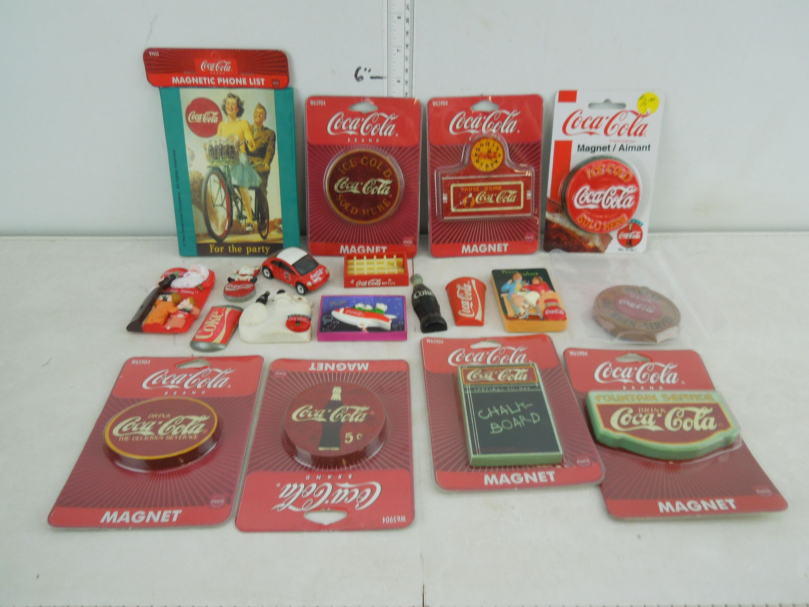 Coca Cola Variety Magnents and Collectables (1 of 5)