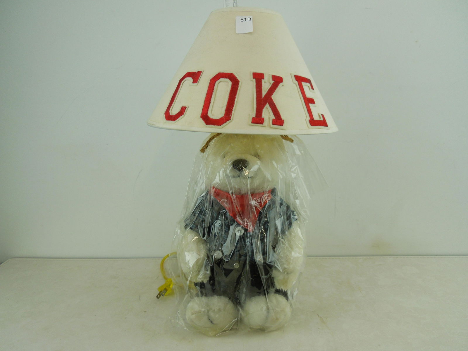 Coca Cola Coke Polar Bear Lamp (1 of 3)