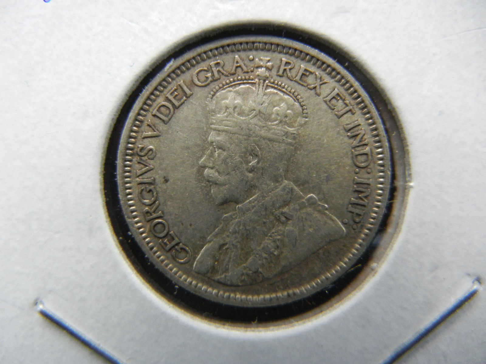 1917 Canada silver dime.  Extremely Fine. (1 of 3)