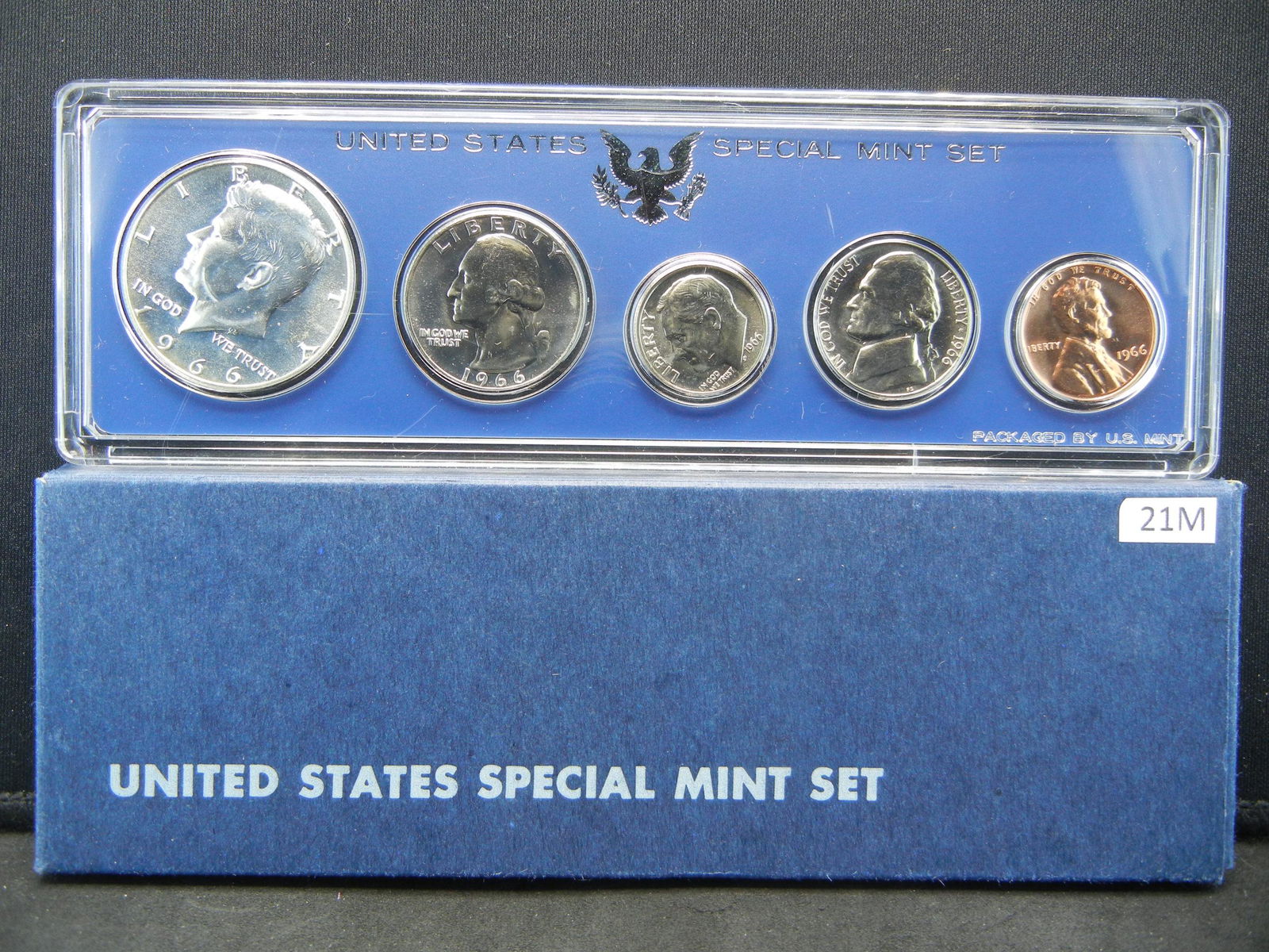 1967 United States Special Mint Set.  5 Coin Set. (1 of 3)