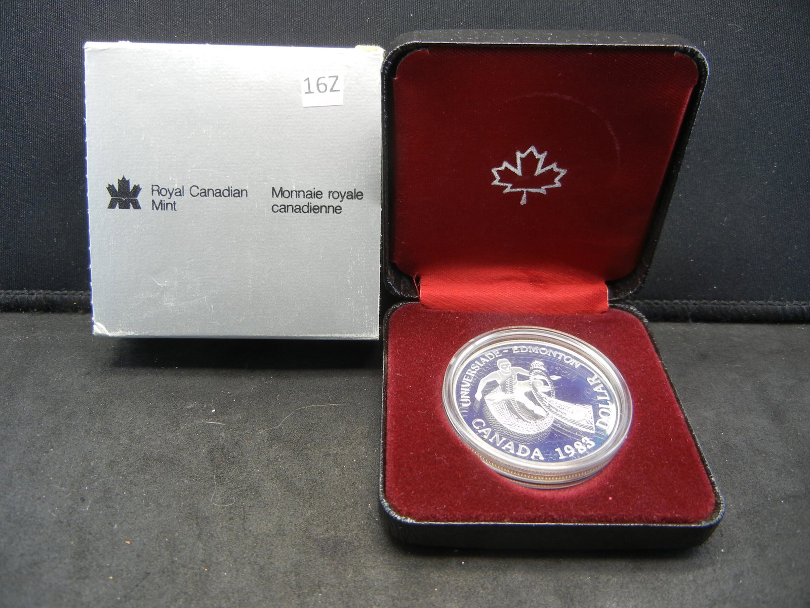 1983 Royal Canadian Mint Universiade-Edmonton Dollar: 1983 Royal Canadian Mint Universiade-Edmonton Dollar