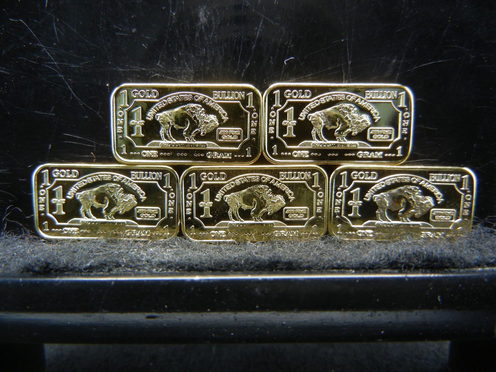 Clad 5 One Gram 100 Mills .999 Fine Gold Buffalo: Clad 5 One Gram 100 Mills .999 Fine Gold Buffalo Collector Bars Clad