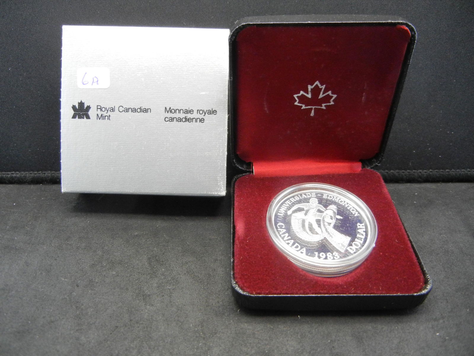 1983 Canada silver commemorative Dollar.  World (1 of 3)