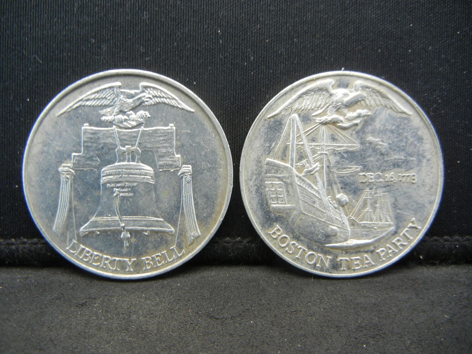 2-HISTORIC TOKENS (BOSTON TEA PARTY & THE LIBERTY: 2-HISTORIC TOKENS (BOSTON TEA PARTY & THE LIBERTY BELL)