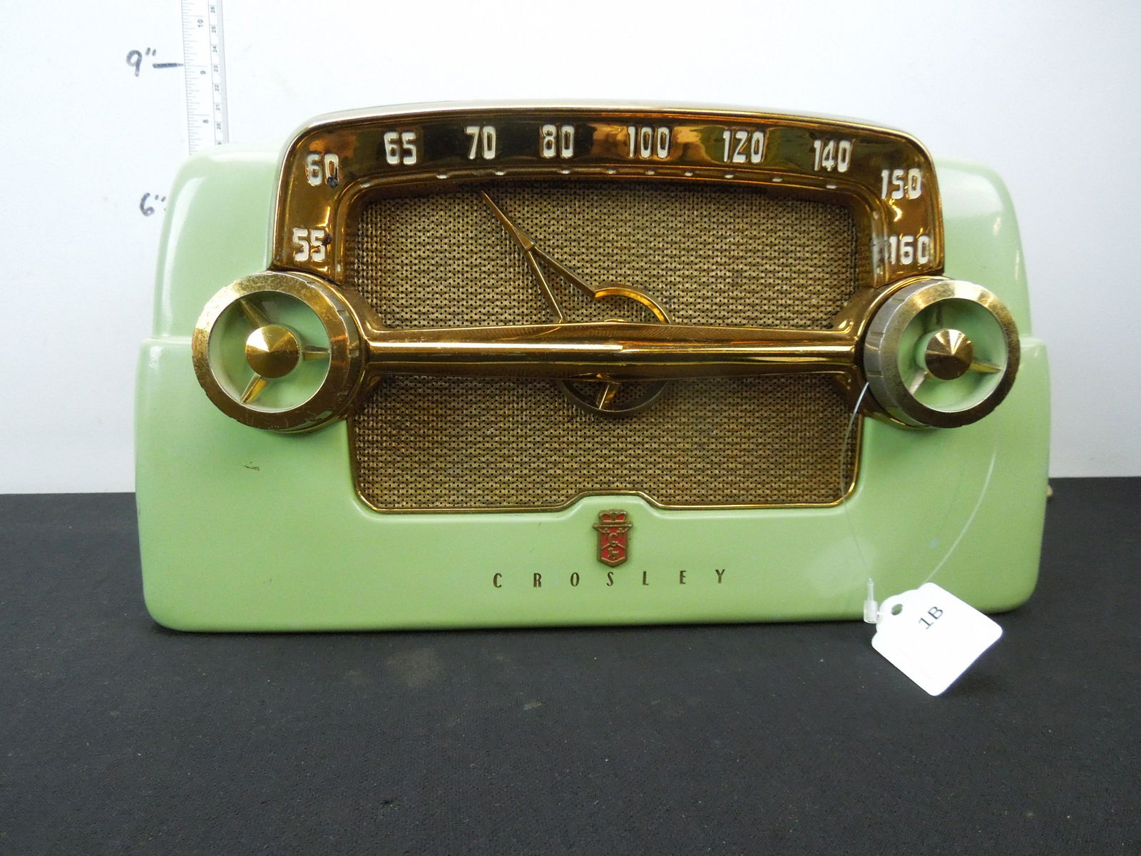 Vintage 1950's Crosley Radio Model E 15ce Vintage 1950's Crosley Radio Model E 15ce