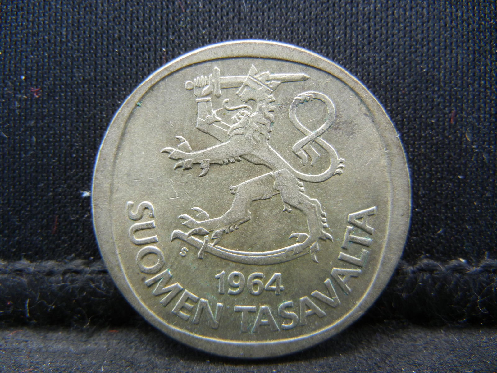 1964-S Finland 1 Markka 35% Silver Coin.  Coin Weighs (1 of 2)