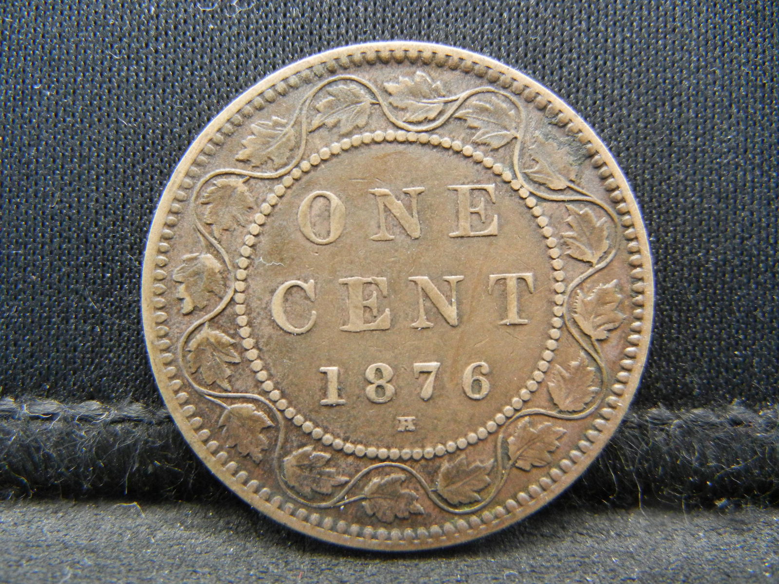 1876-H CANADIAN ONE CENT, VERY HIGH GRADE, (143 YEARS (1 of 2)