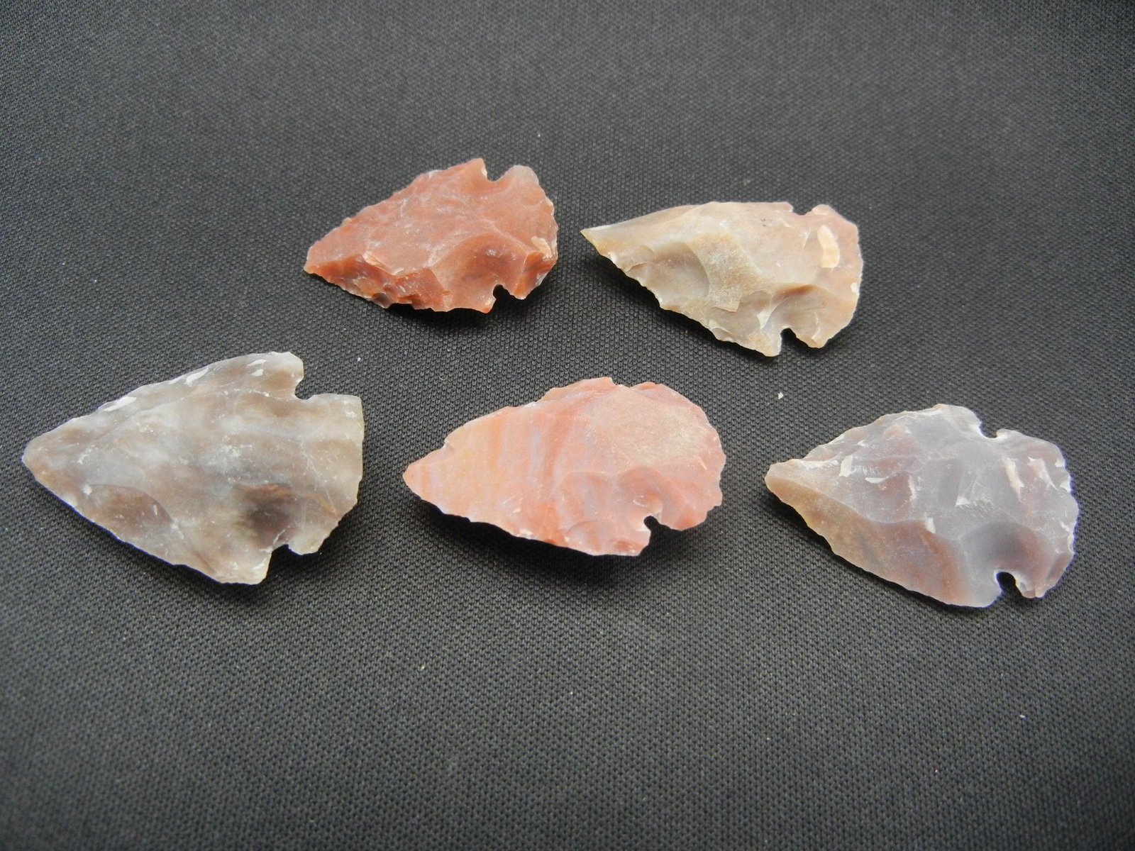 (5)-ARROW-HEADS, (AGATE) (1 of 3)
