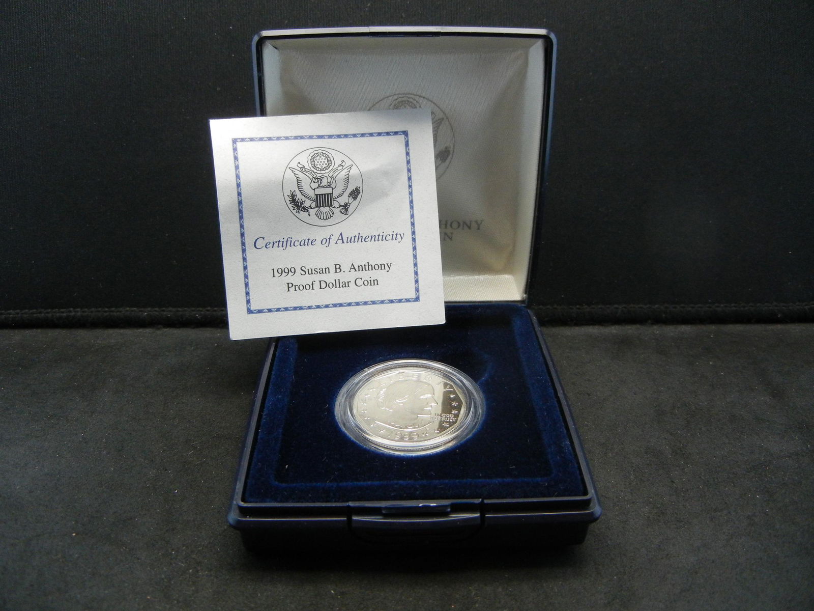 1999 P Susan B Anthony Dollar in Mint Issue Case.  Gem (1 of 4)