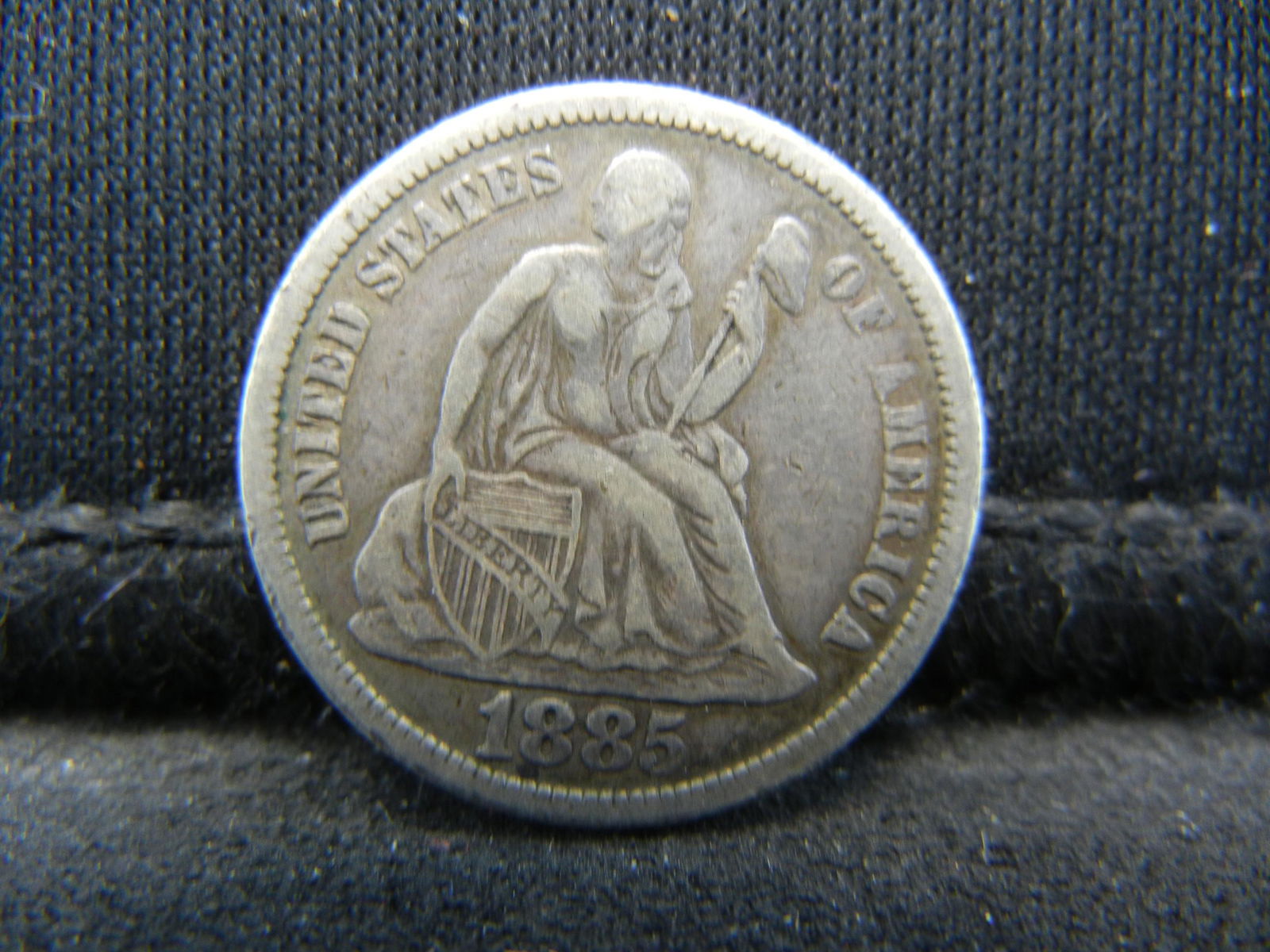 1885 Seated Liberty Dime With Full Bold "Liberty". (1 of 2)