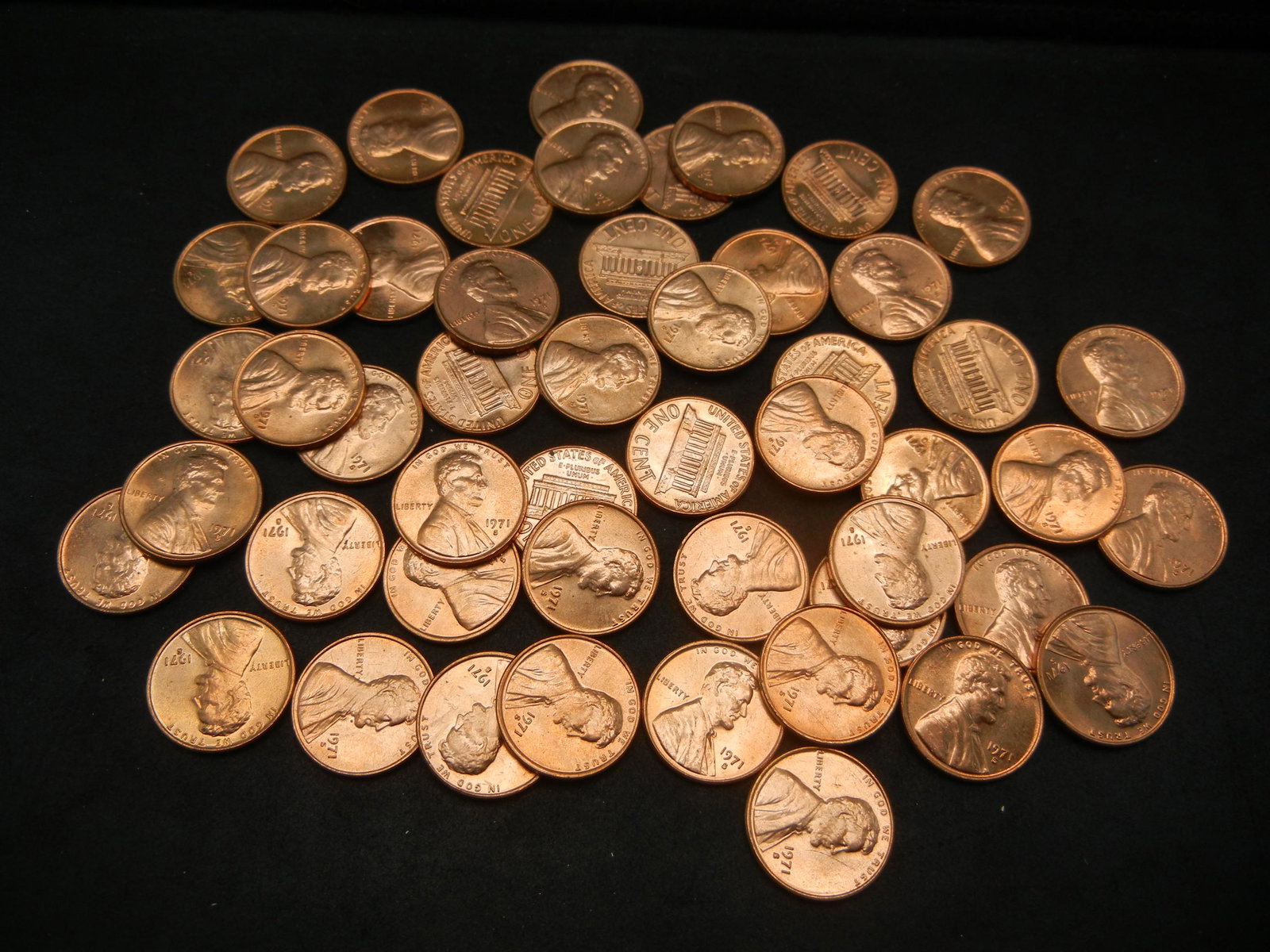 (2) Red BU Lincoln Memorial Rolls: 1971-D and S. Much: (2) Red BU Lincoln Memorial Rolls: 1971-D and S. Much tougher rolls.
