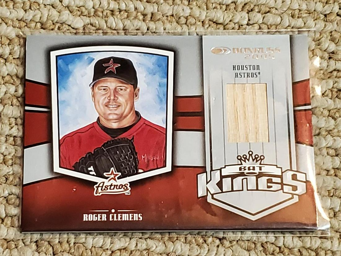2005 Donruss Bat Kings Roger Clemens Bat Card - 009/100: 2005 Donr