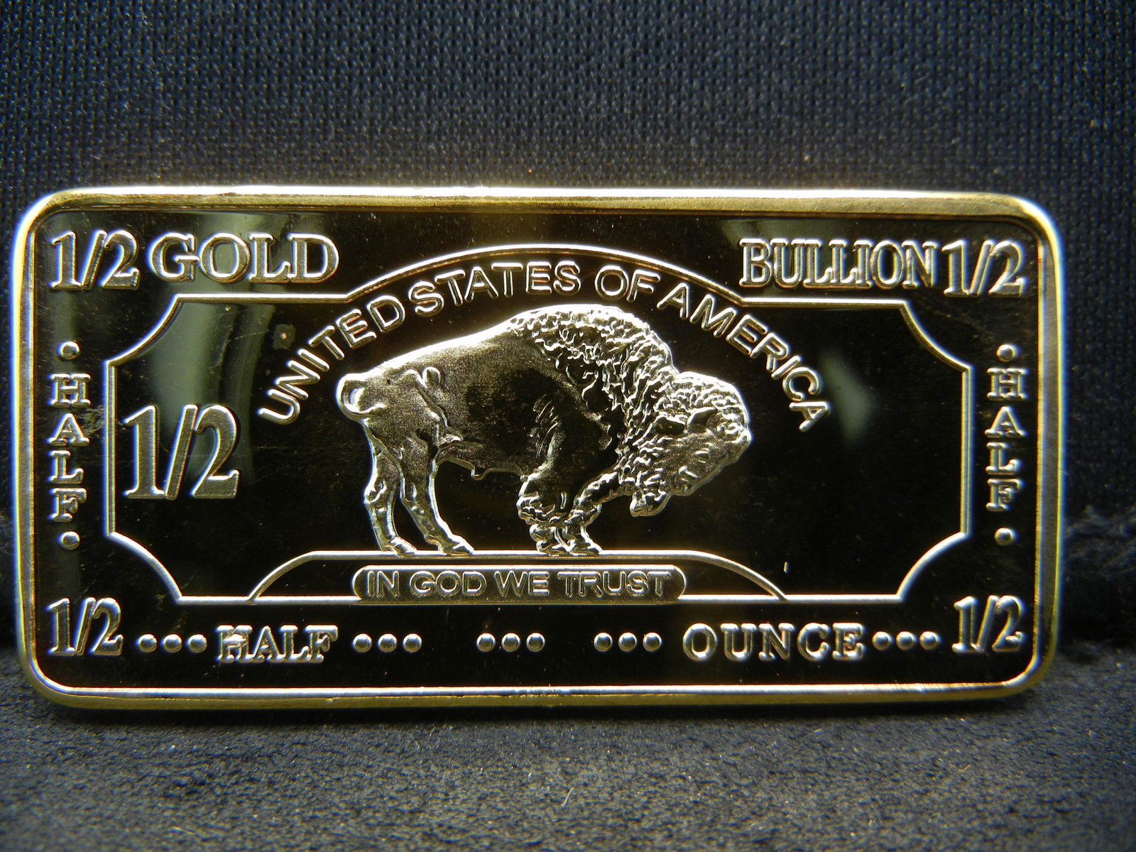 CLAD 1/2 Troy Ounce 100 Mills .999 Fine Gold Buffalo: CLAD 1/2 Troy Ounce 100 Mills .999 Fine Gold Buffalo Collector Bar CLAD