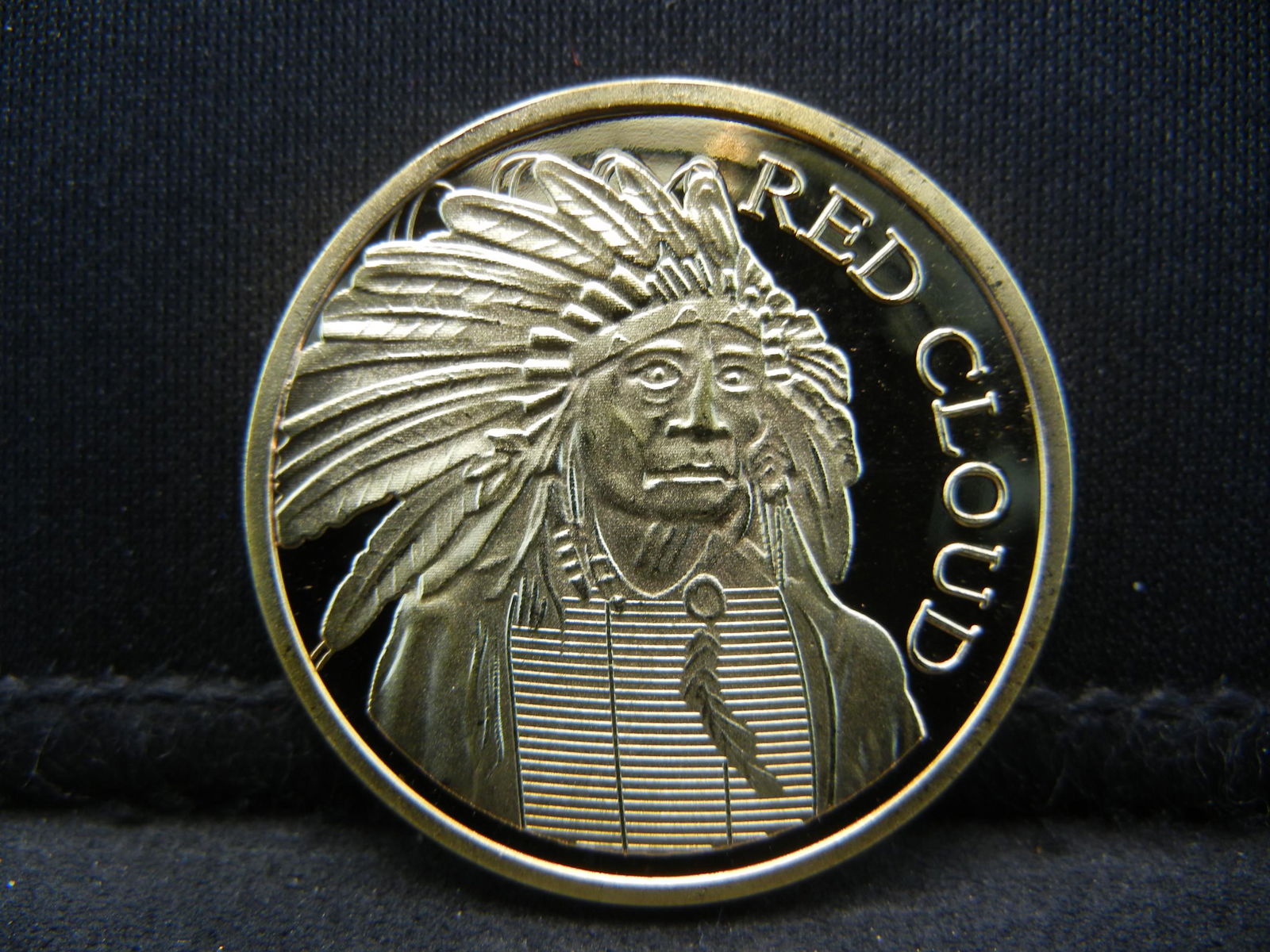 CLAD 2010 1/2oz .100 Mills 24 Karat Gold Red Cloud: CLAD 2010 1/2oz .100 Mills 24 Karat Gold Red Cloud Collector Medal CLAD