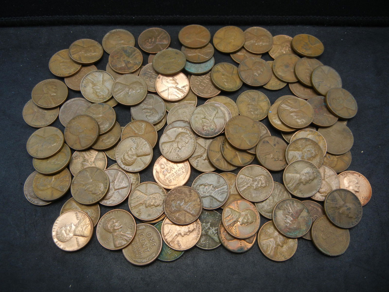 100 Lincoln Wheat Cents. (1 of 5)