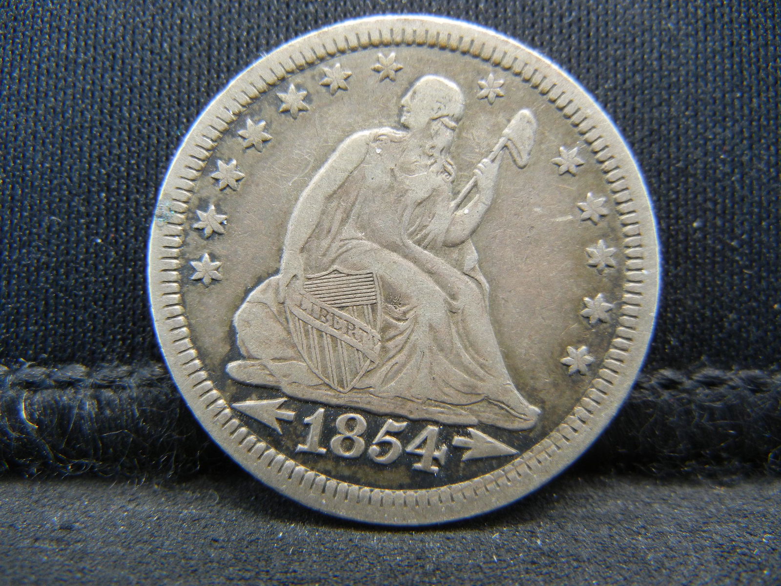 1854 Arrows Seated Quarter XF (1 of 2)