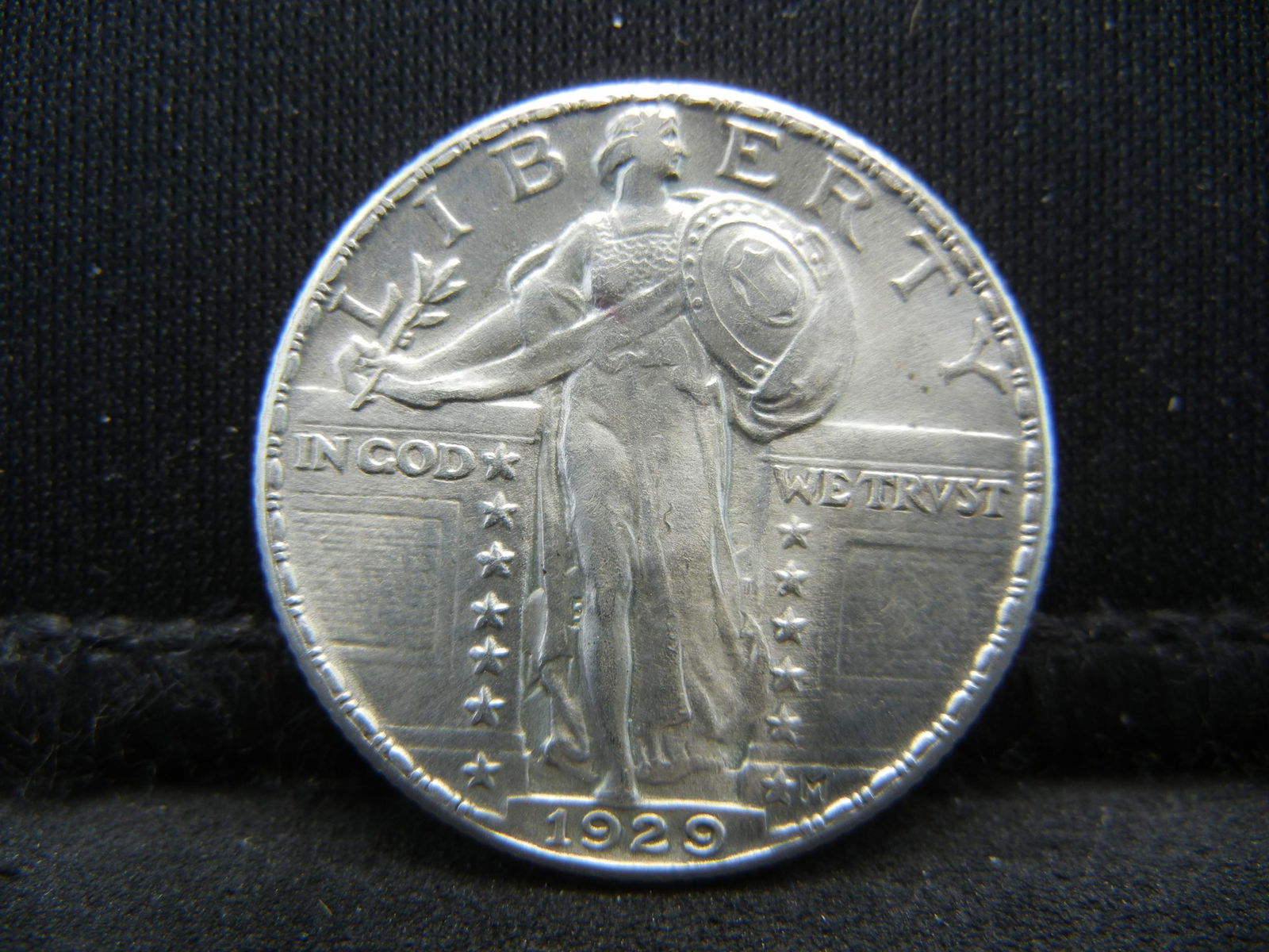 1929 Standing Quarter AU/BU Nice (1 of 2)