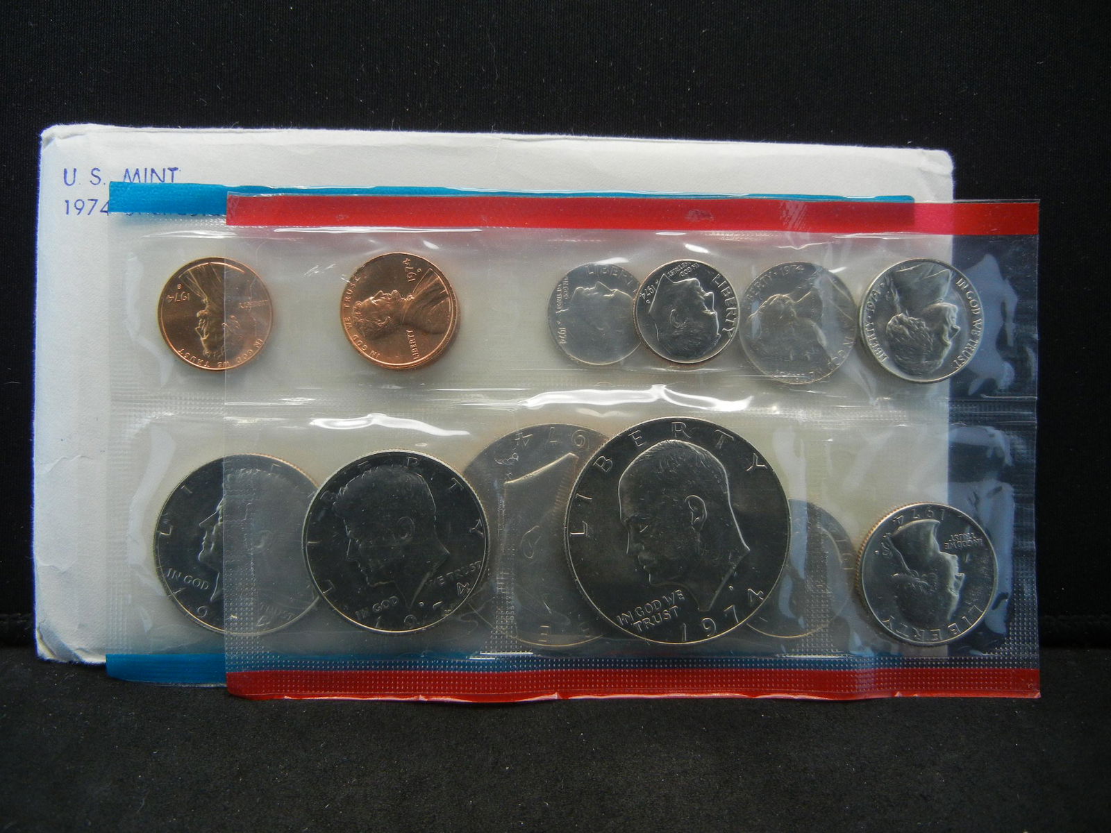 1974 US Mint P&D Uncirculated Coin Set - Eisenhower $'s (1 of 5)