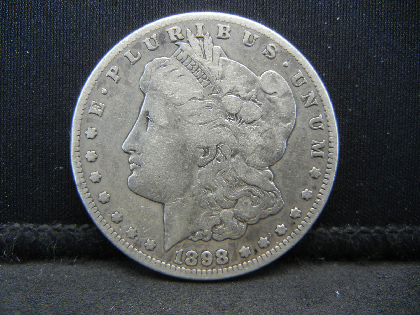 1898-S SILVER (90%) MORGAN DOLLAR (1 of 2)