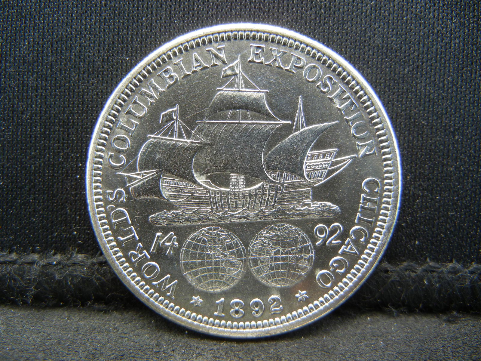 1892 Columbian Half Dollar BU (1 of 2)