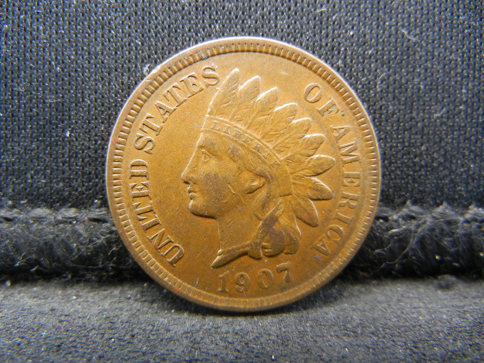 1907 Indian Cent BU Nice Color (1 of 2)