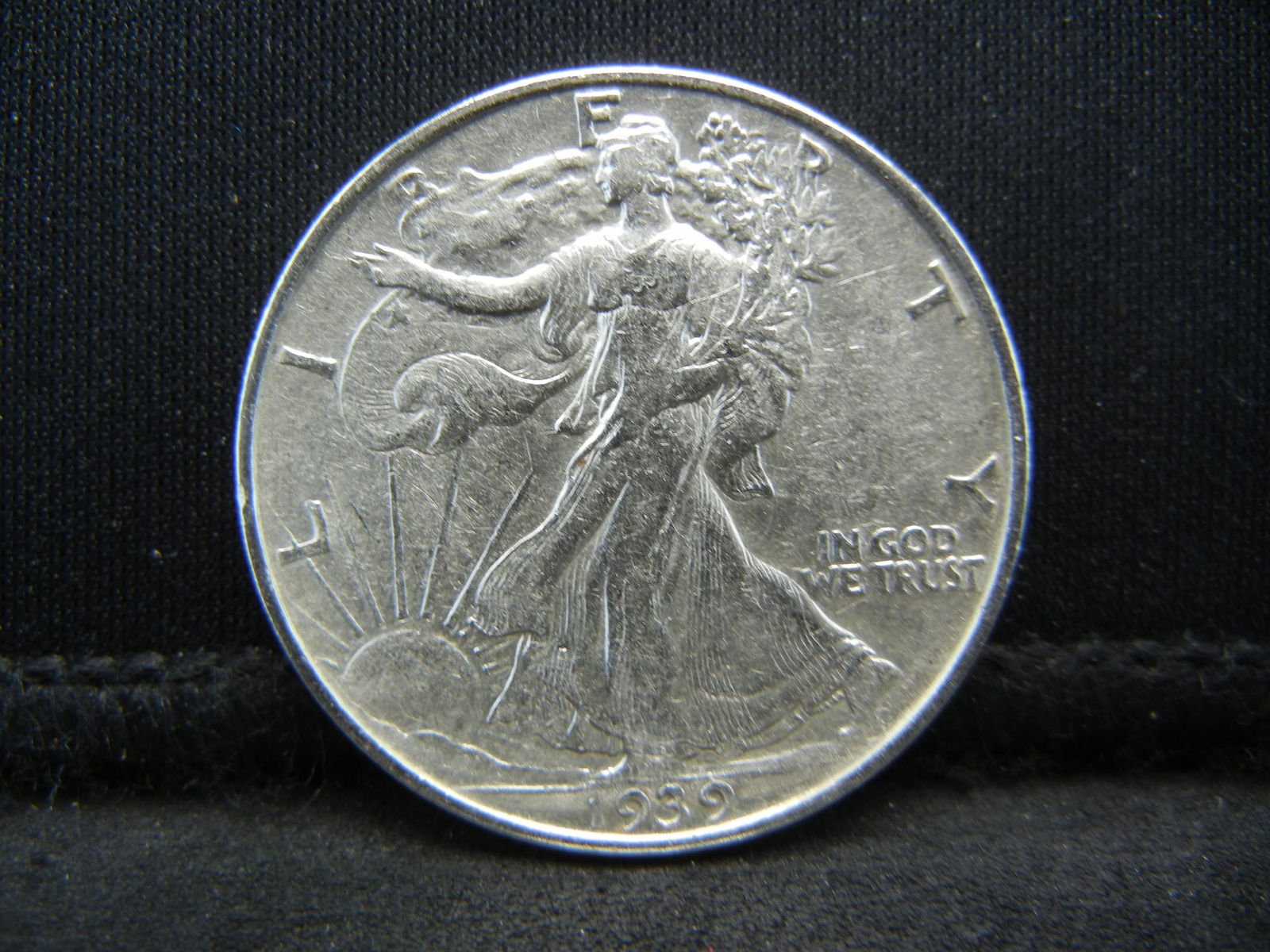1939 Walking Liberty Half Dollar Higher Grade (1 of 2)