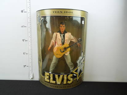 Elvis Doll - Commemorative Collection - "The Sun Never: Elvis Doll - Commemorative Collection - "The Sun Never Sets On A Legend" - 1993 - Minor damage to box