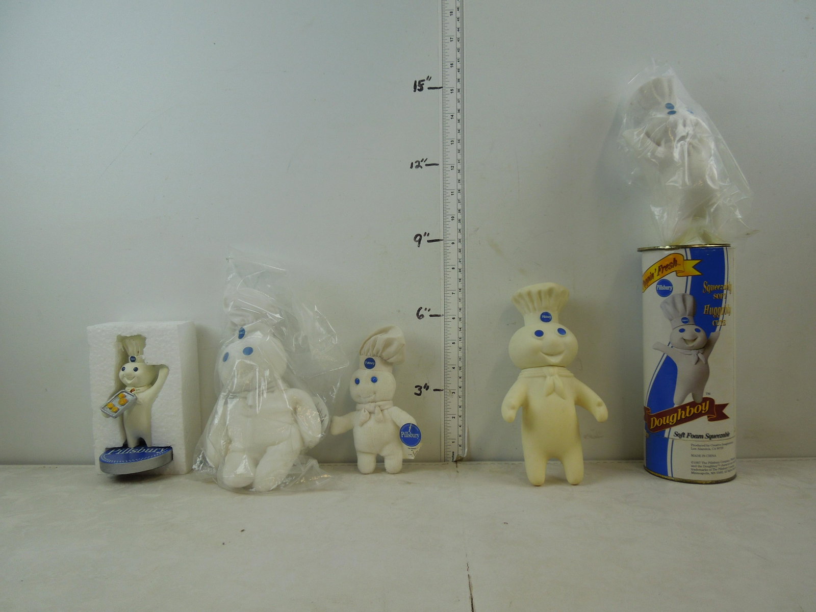Pillsbury Doughboy Figurine, 2 Pillsbury Doughboy: Pillsbury Doughboy Figurine, 2 Pillsbury Doughboy Plush, Doughboy Soft Foam Squeezable in a Biscuit Tube