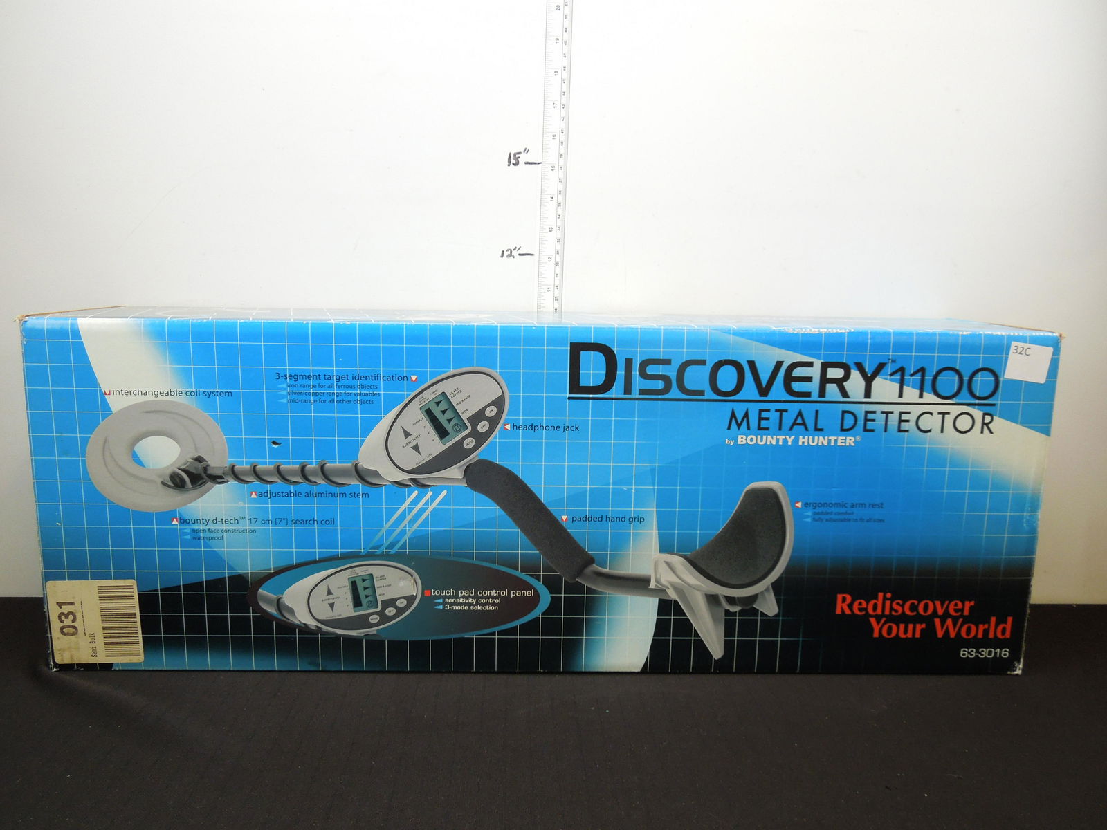 Discovery 1100 Metal Detector by Bounty Hunter (1 of 4)