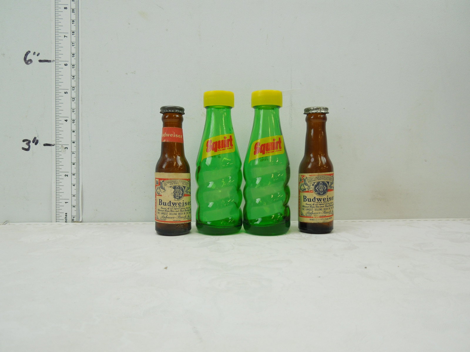 Squirt & Budweiser Salt & Pepper: Squirt & Budweiser Salt & Pepper