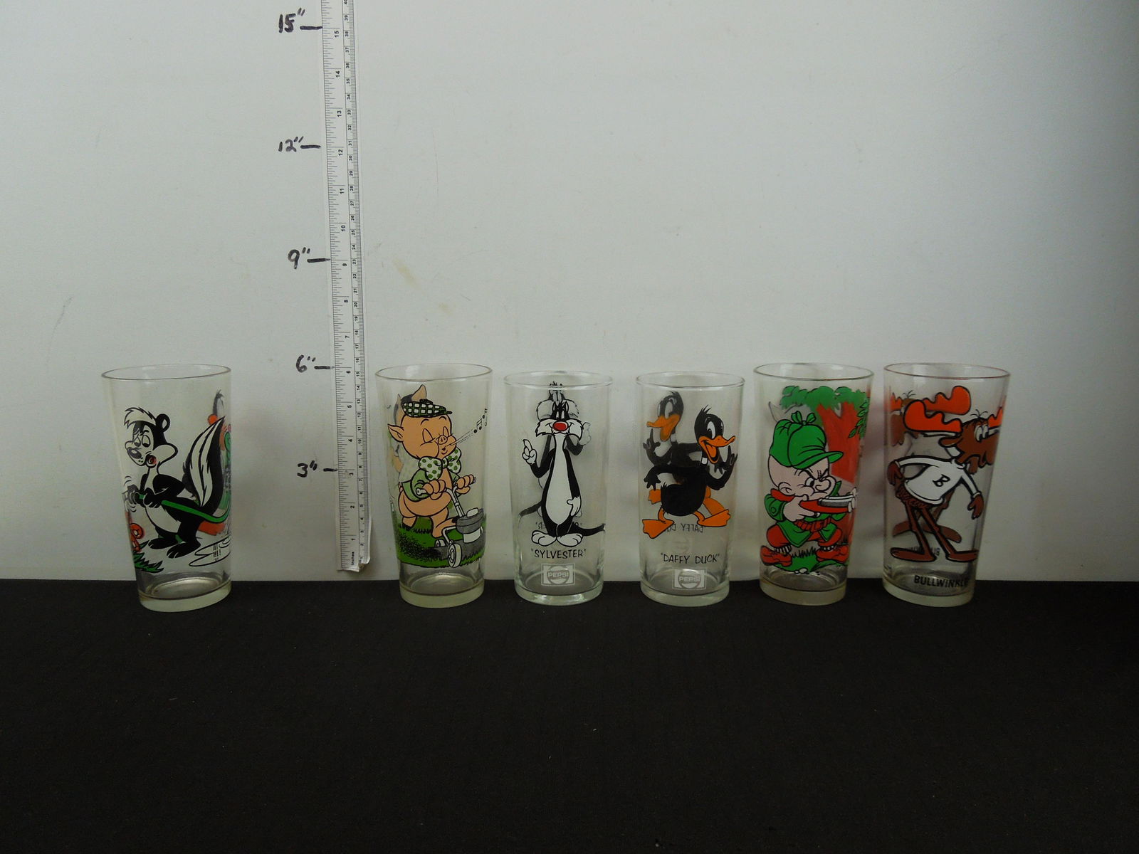 Set of 6 Pepsi Looney Tunes Drinking Glasses 1973 (1 of 2)