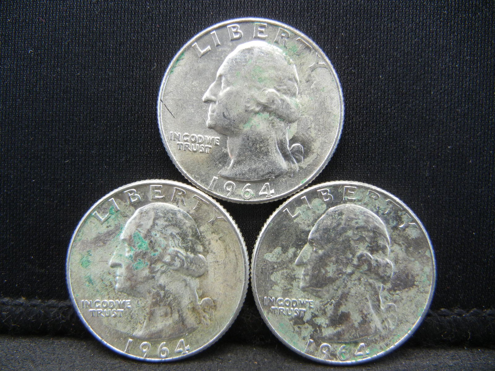 (3) 1964 SILVER (90%) QUARTERS (1 of 2)