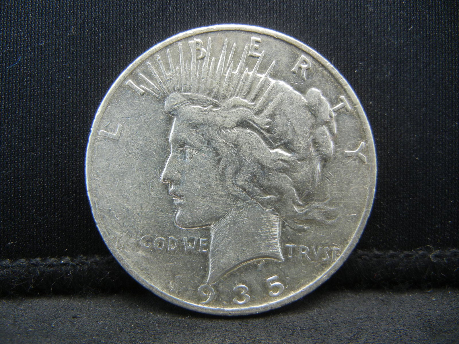 1935 S Peace Dollar Better Date (1 of 2)