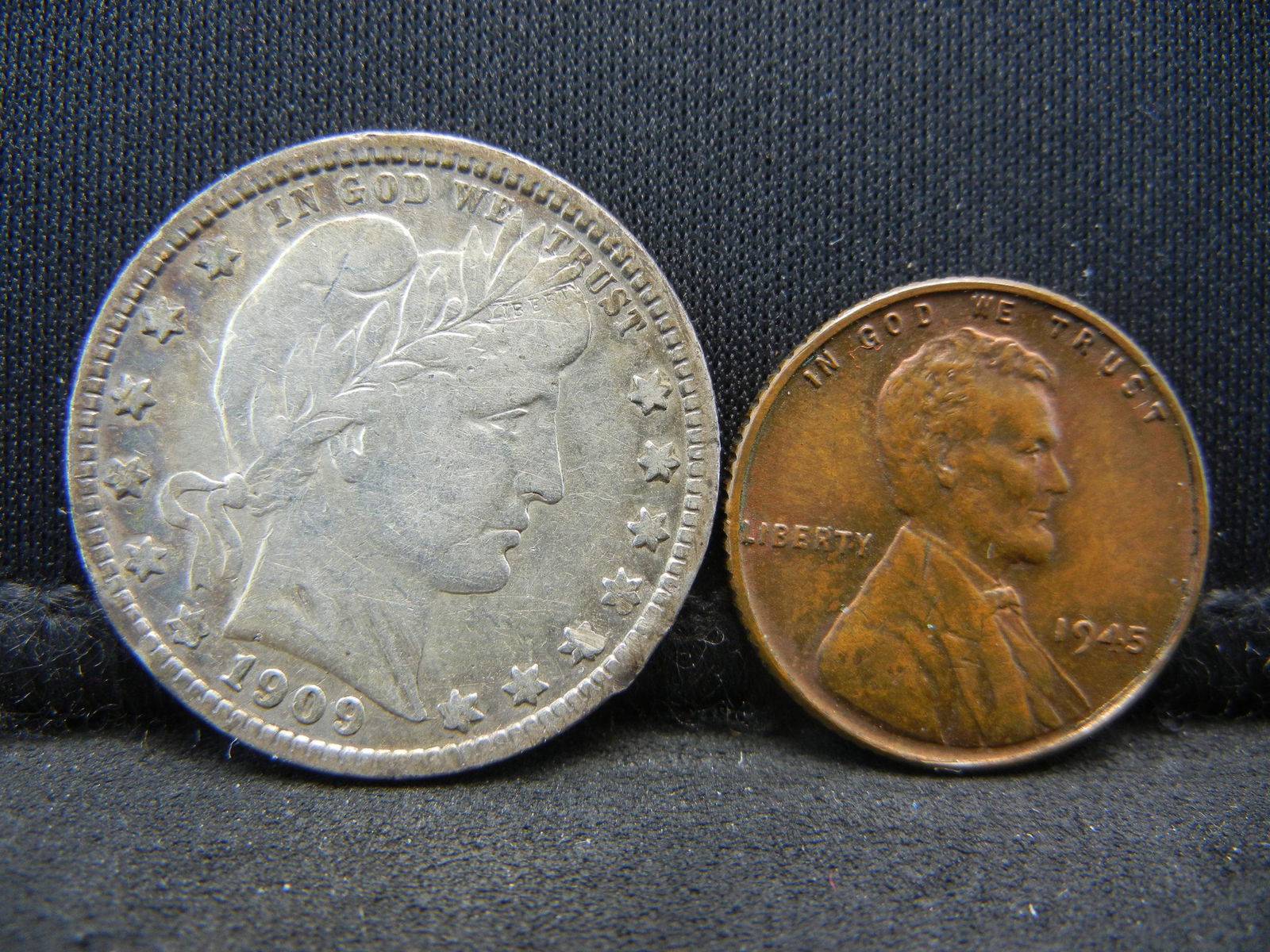 1909 D barber Quarter XF + BU 1945 Wheat Cent (1 of 2)