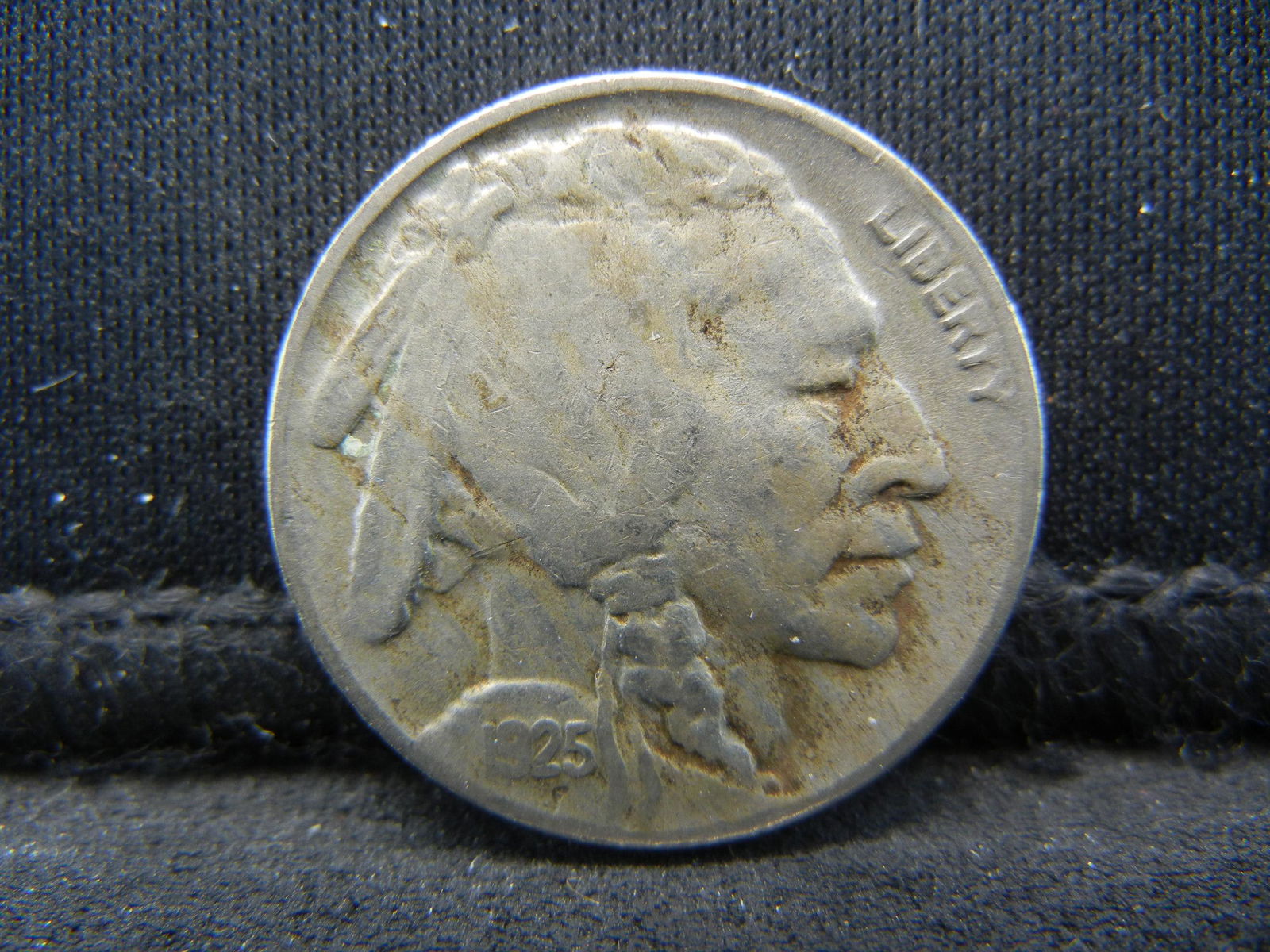 1925 D Buffalo Nickel XF Scarce in High Grades (1 of 2)