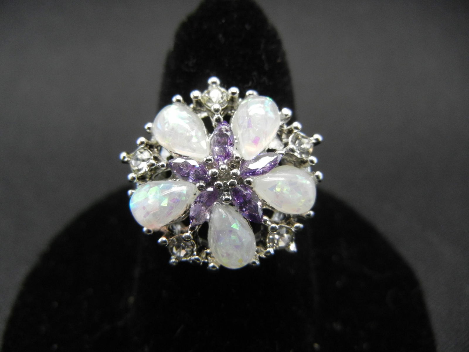 WOMAN'S PINK FIRE OPAL RING (SIZE 7), FASHION JEWELRY (1 of 4)